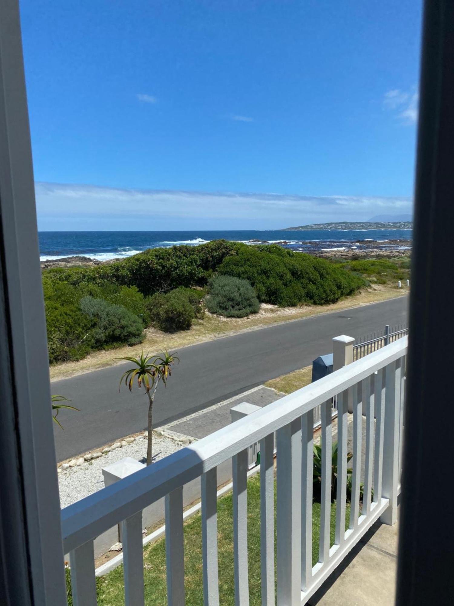 Shore'S Edge Luxury Oceanfront Home Hermanus Zewnętrze zdjęcie
